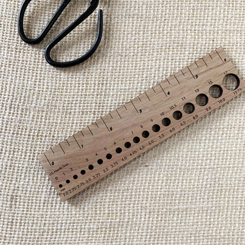 Wooden gauge ruler